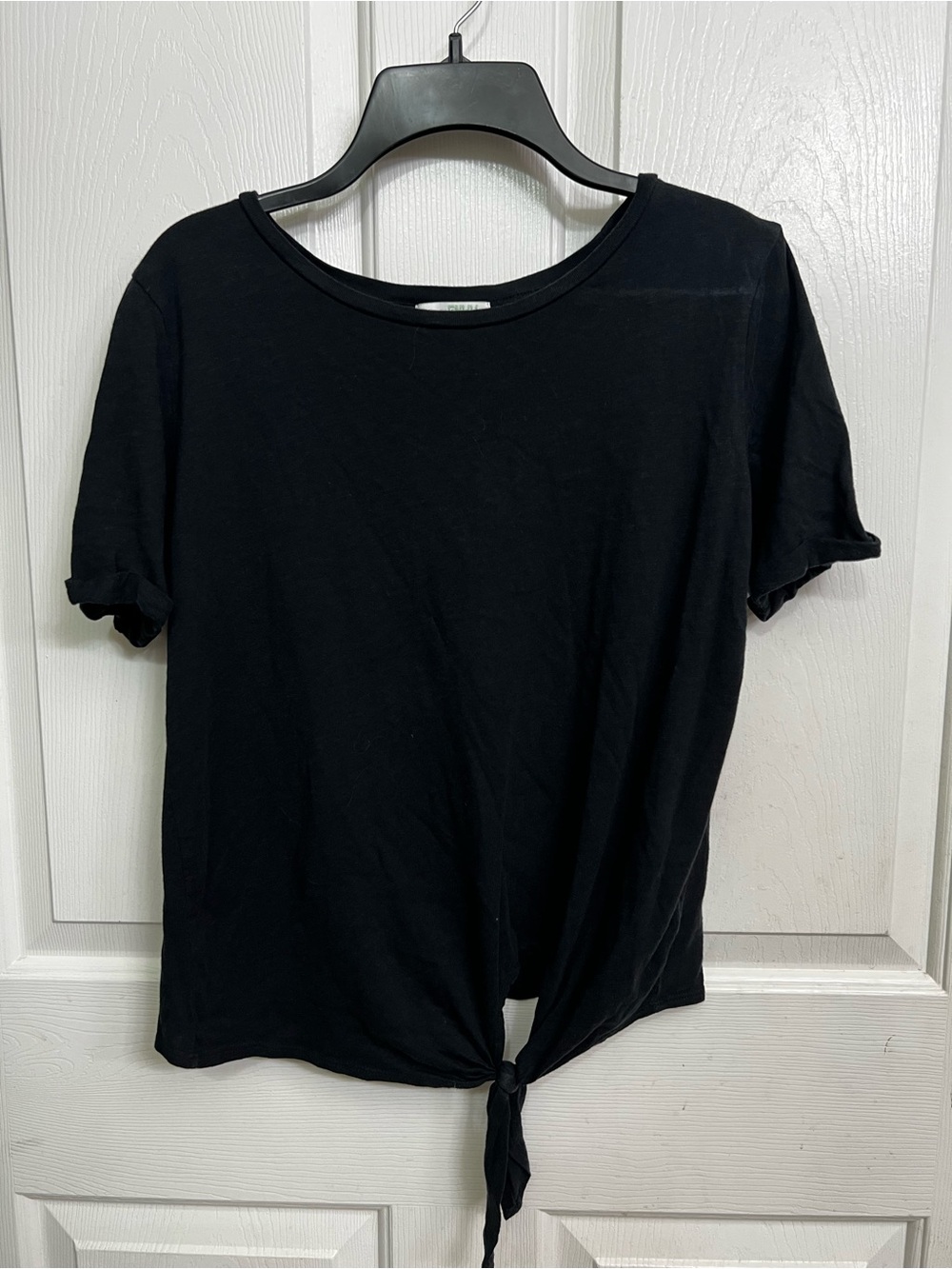 Casual Black Short-Sleeve Tie-Front Women's Tee